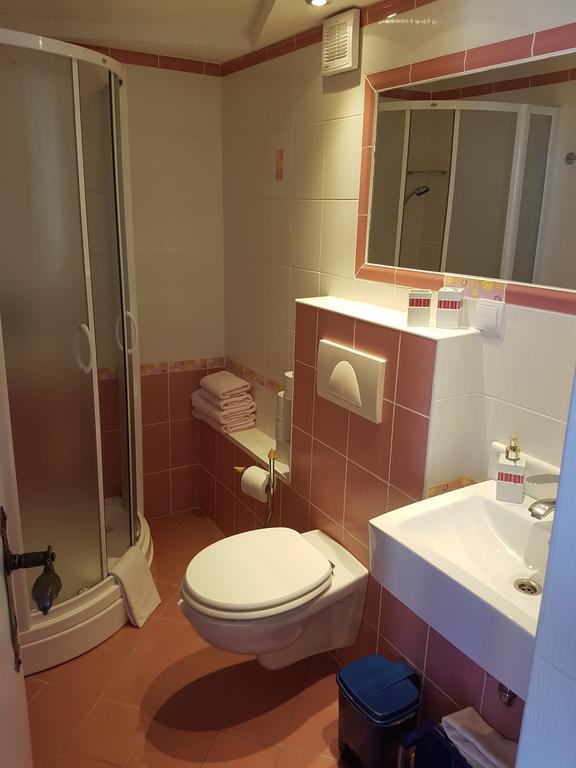 Apartments Mirela Gradac  Kültér fotó
