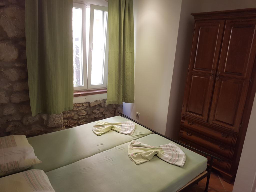 Apartments Mirela Gradac  Kültér fotó