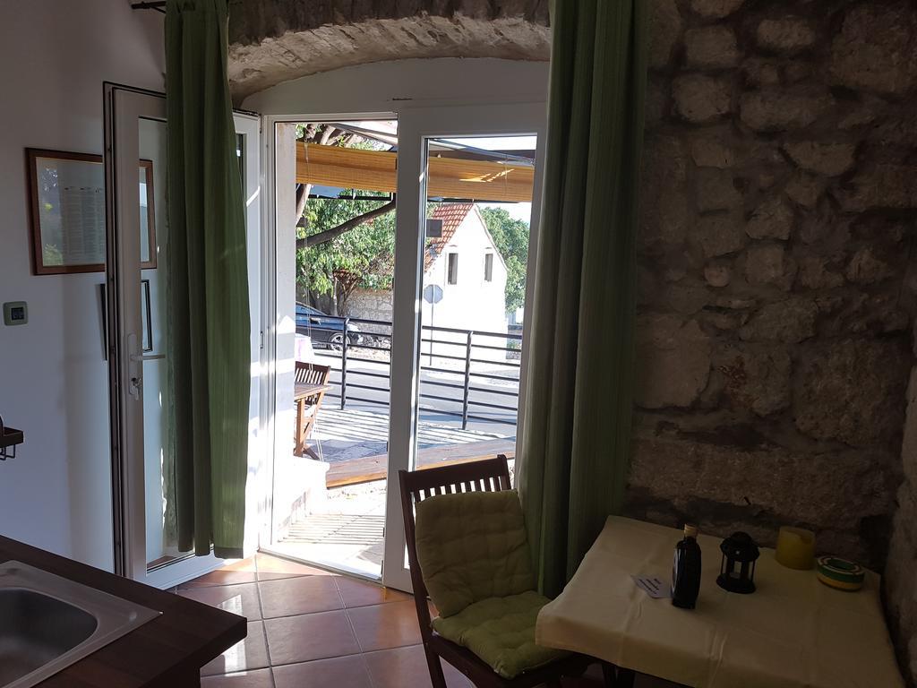 Apartments Mirela Gradac  Kültér fotó